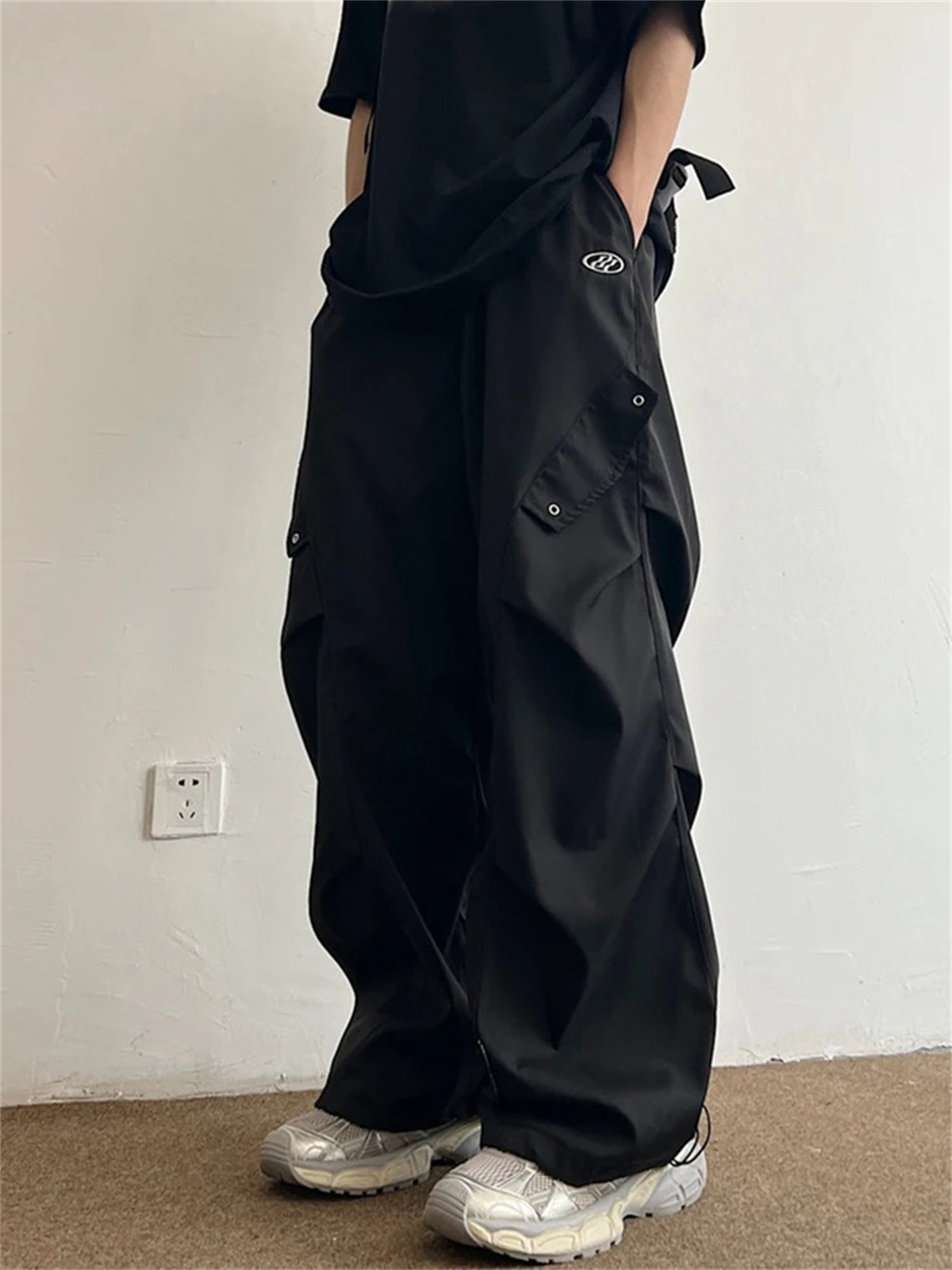 بنطلون كارجو رجالي أسود بتصميم - مراجعة Cargo Pant Wide وسعره