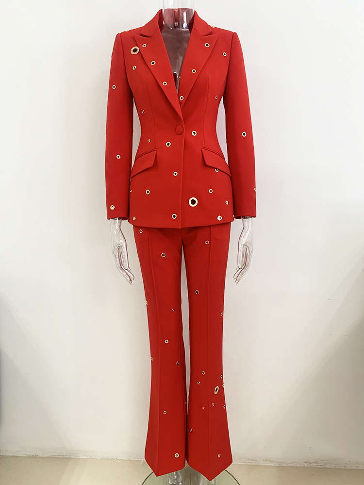 طقم بدلة أنيق من تصميم HIGH ST - مراجعة Street Fashion Winter 2026 وسعره