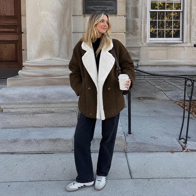معطف نسائي أنيق سميك بياقة قاب - مراجعة Street Fashion Winter 2026 وسعره