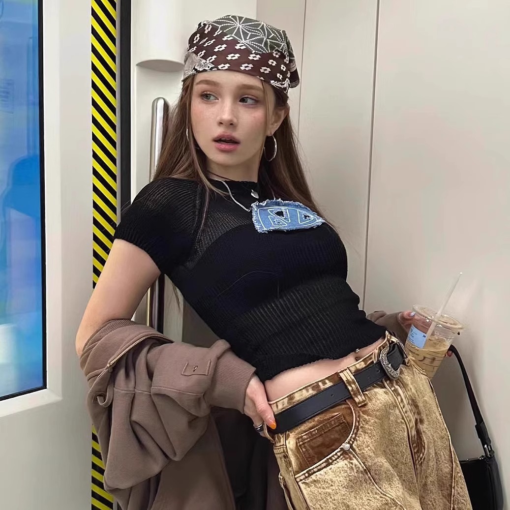 وشاح رأس مربع بنمط أمريكي ريتر - مراجعة Street Fashion Girl وسعره