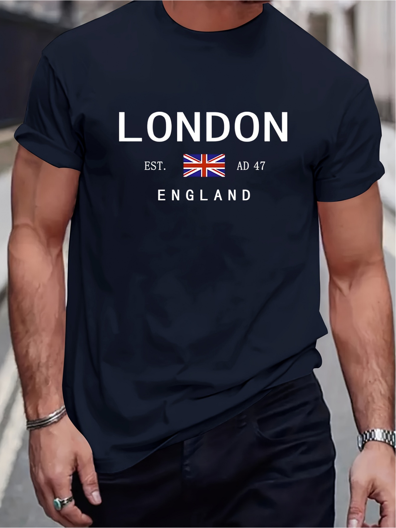 تي شيرت مطبوع عليه لندن إنجلتر - مراجعة Street Fashion In London وسعره