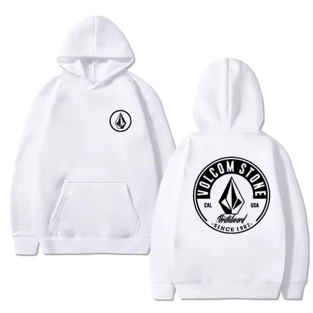 هودي رجالي جديد من Volcom لشتا - مراجعة Street Fashion Winter 2026 وسعره